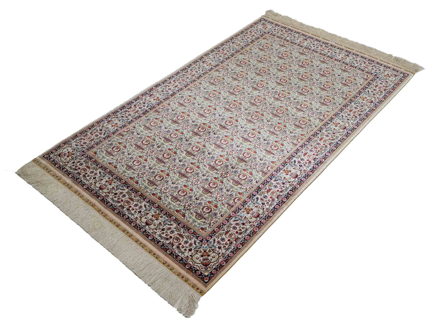 Sehr feiner, handgeknüpfter Khademi Hereke Orientteppich aus Seide, weiß. 155x92 cm. Vertrieb durch Jupiter Intl.