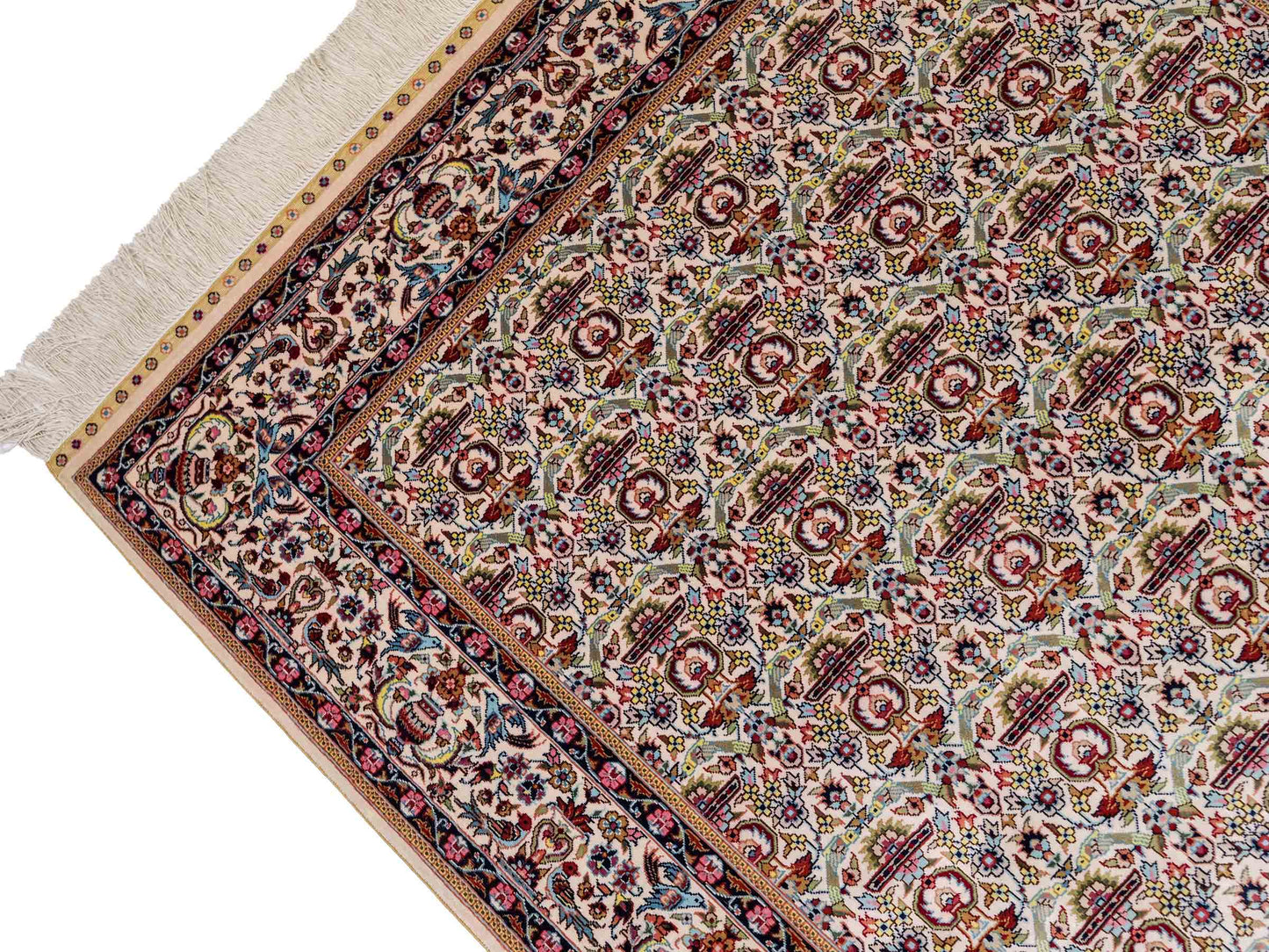 Sehr feiner, handgeknüpfter Khademi Hereke Orientteppich aus Seide, weiß. 155x92 cm. Vertrieb durch Jupiter Intl.