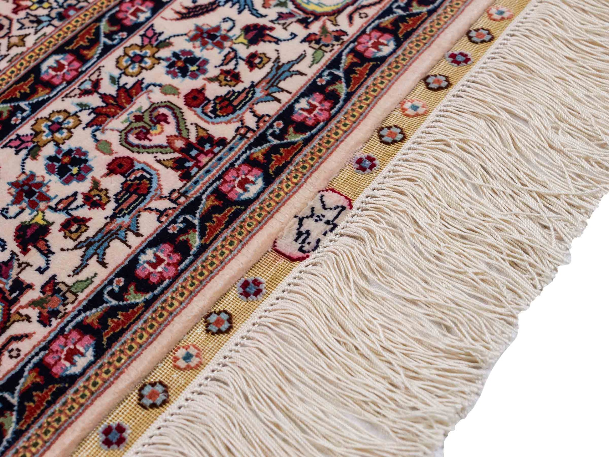 Sehr feiner, handgeknüpfter Khademi Hereke Orientteppich aus Seide, weiß. 155x92 cm. Vertrieb durch Jupiter Intl.