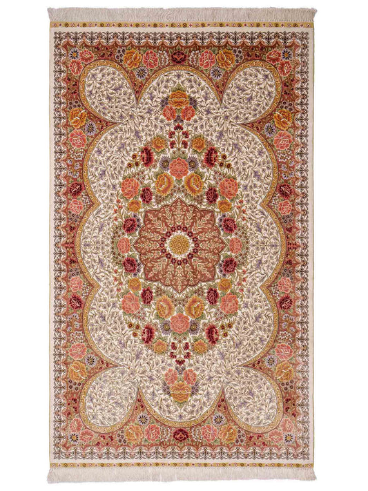 Sehr feiner, handgeknüpfter Khademi Hereke Orientteppich aus Seide, creme. 155x94 cm. Vertrieb durch Jupiter Intl.