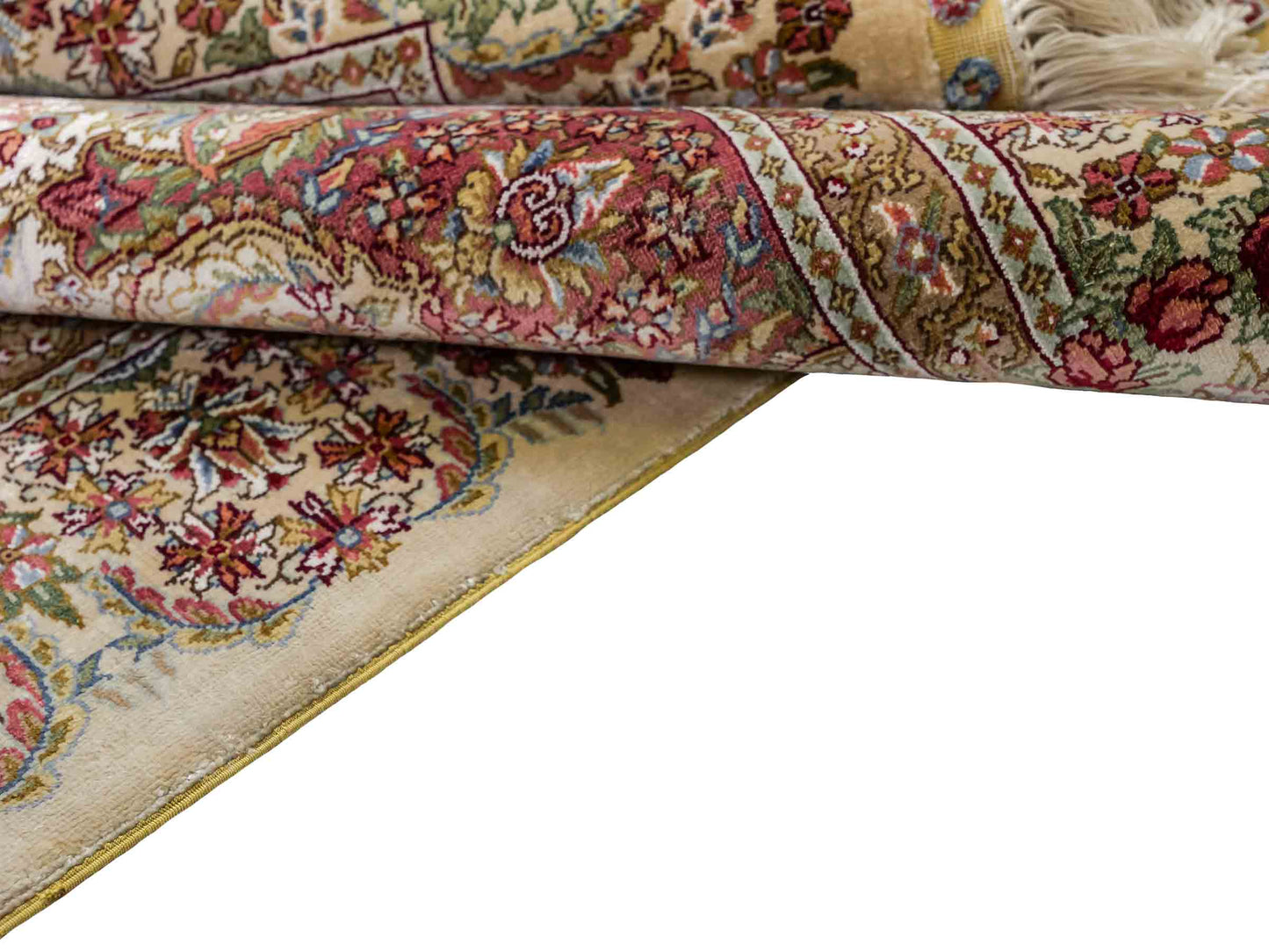 Sehr feiner, handgeknüpfter Khademi Hereke Orientteppich aus Seide, creme. 156x94 cm. Vertrieb durch Jupiter Intl.