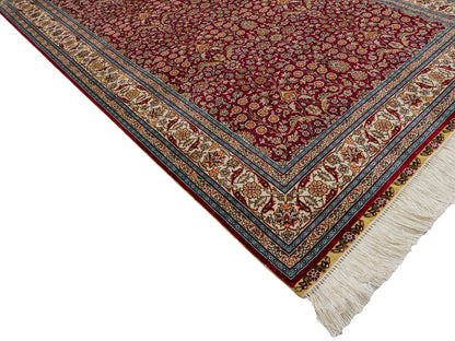 Sehr feiner, handgeknüpfter Khademi Hereke Orientteppich aus Seide, rot. 156x94 cm. Vertrieb durch Jupiter Intl.
