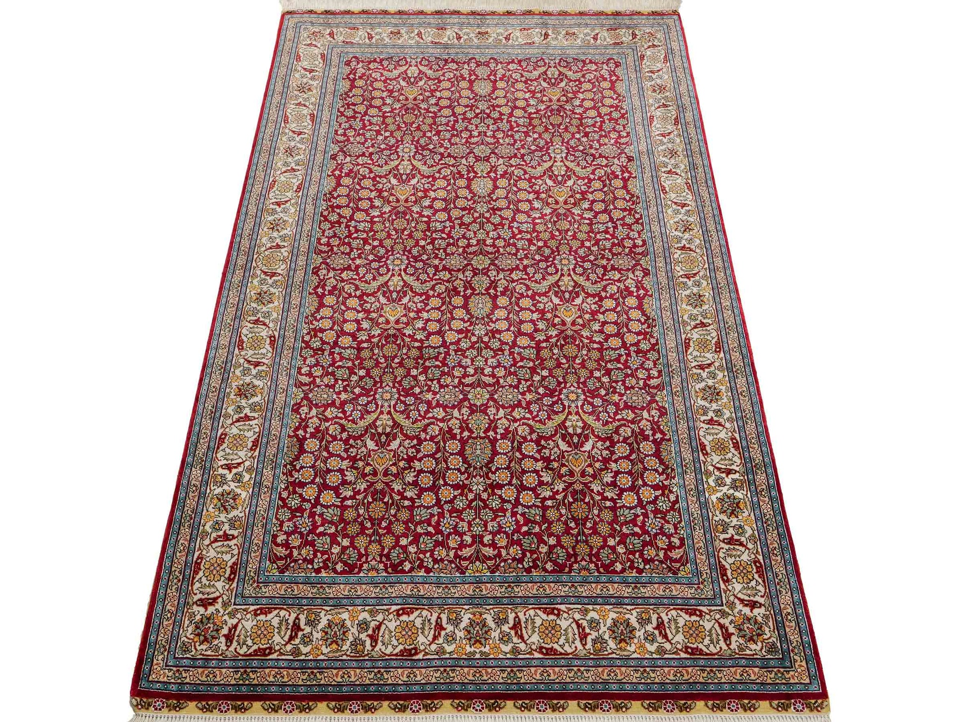 Sehr feiner, handgeknüpfter Khademi Hereke Orientteppich aus Seide, rot. 156x94 cm. Vertrieb durch Jupiter Intl.
