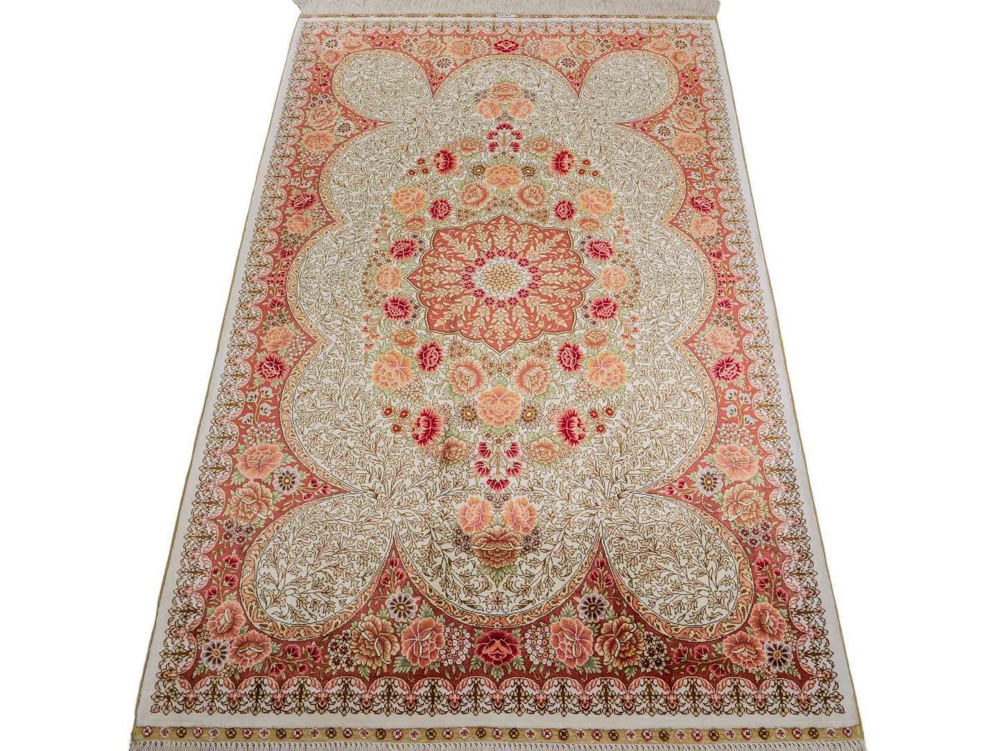 Sehr feiner, handgeknüpfter Khademi Hereke Orientteppich aus Seide, creme. 156x96 cm. Vertrieb durch Jupiter Intl.