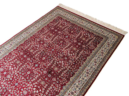 Sehr feiner, handgeknüpfter Khademi Orientteppich mit Hereke Design aus reiner Seide, rot, creme. 184x123 cm. Vertrieb durch Jupiter Intl.