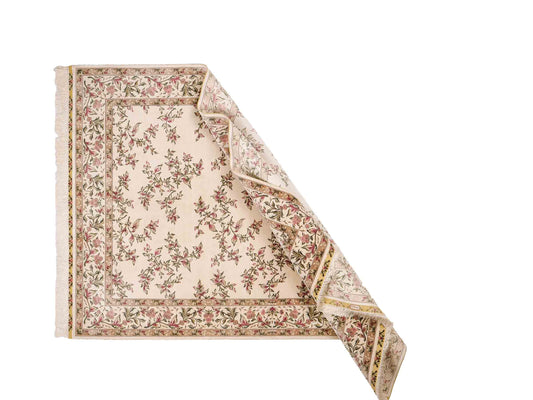 Sehr feiner, handgeknüpfter Khademi Orientteppiche mit Hereke Design aus reiner Seide, creme, weiß. 186x124 cm. Vertrieb durch Jupiter Intl.