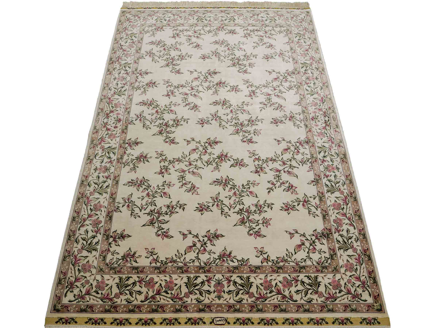 Sehr feiner, handgeknüpfter Khademi Orientteppiche mit Hereke Design aus reiner Seide, creme, weiß. 186x124 cm. Vertrieb durch Jupiter Intl.
