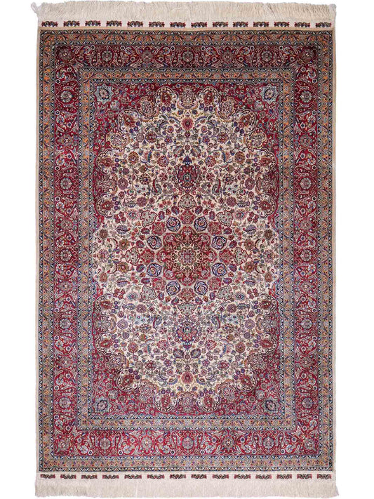 Sehr feiner, handgeknüpfter Khademi Orientteppich mit Hereke Design aus reiner Seide, rot, creme. 189x124 cm. Vertrieb durch Jupiter Intl.