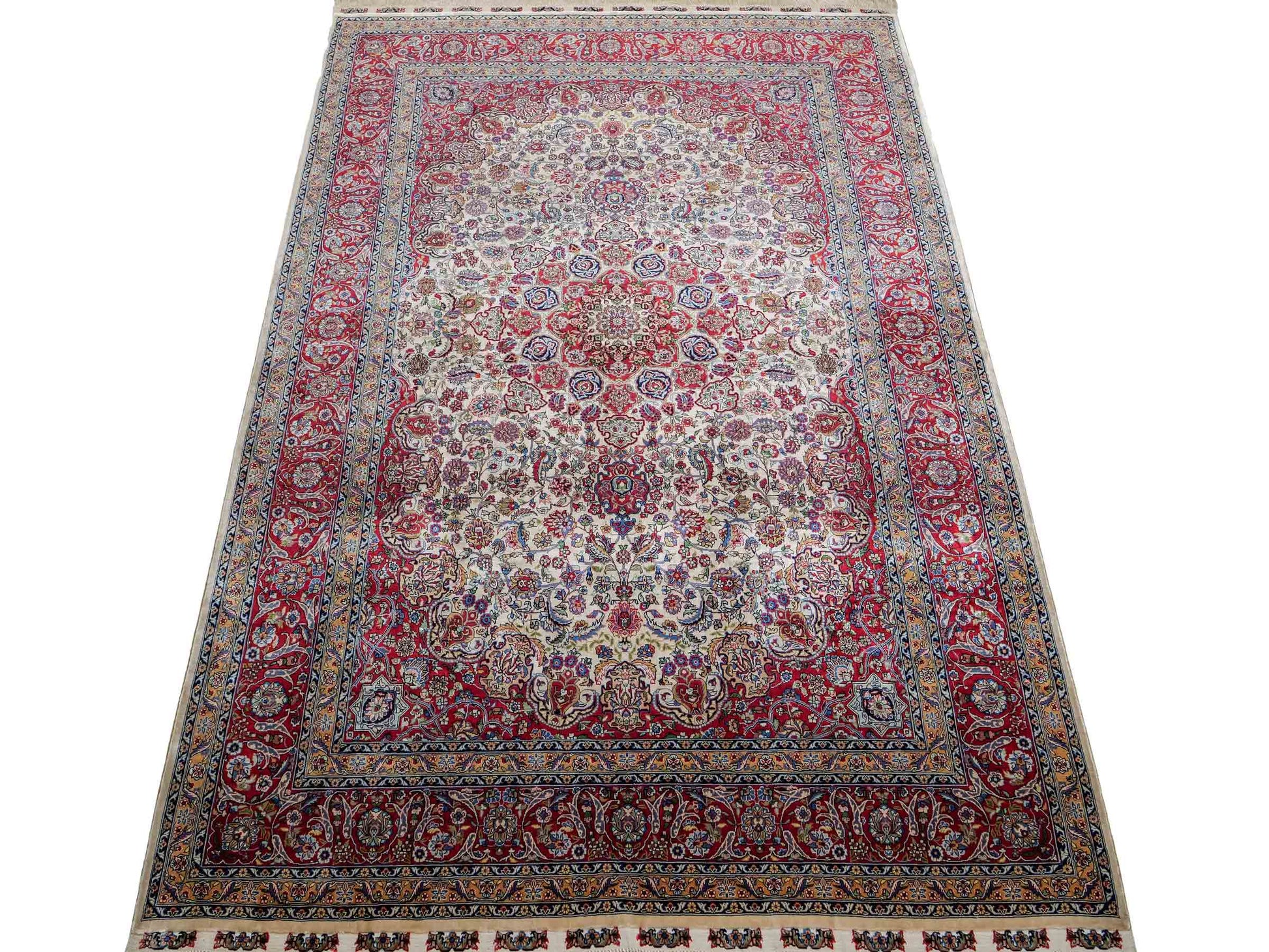 Sehr feiner, handgeknüpfter Khademi Orientteppich mit Hereke Design aus reiner Seide, rot, creme. 189x124 cm. Vertrieb durch Jupiter Intl.