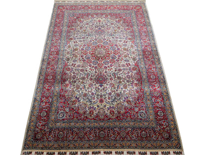Sehr feiner, handgeknüpfter Khademi Orientteppich mit Hereke Design aus reiner Seide, rot, creme. 189x124 cm. Vertrieb durch Jupiter Intl.