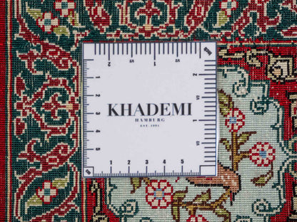 Sehr feiner, handgeknüpfter Khademi Orientteppich mit Hereke Design aus reiner Seide, rot, multicolor. 190x124 cm. Vertrieb durch Jupiter Intl.