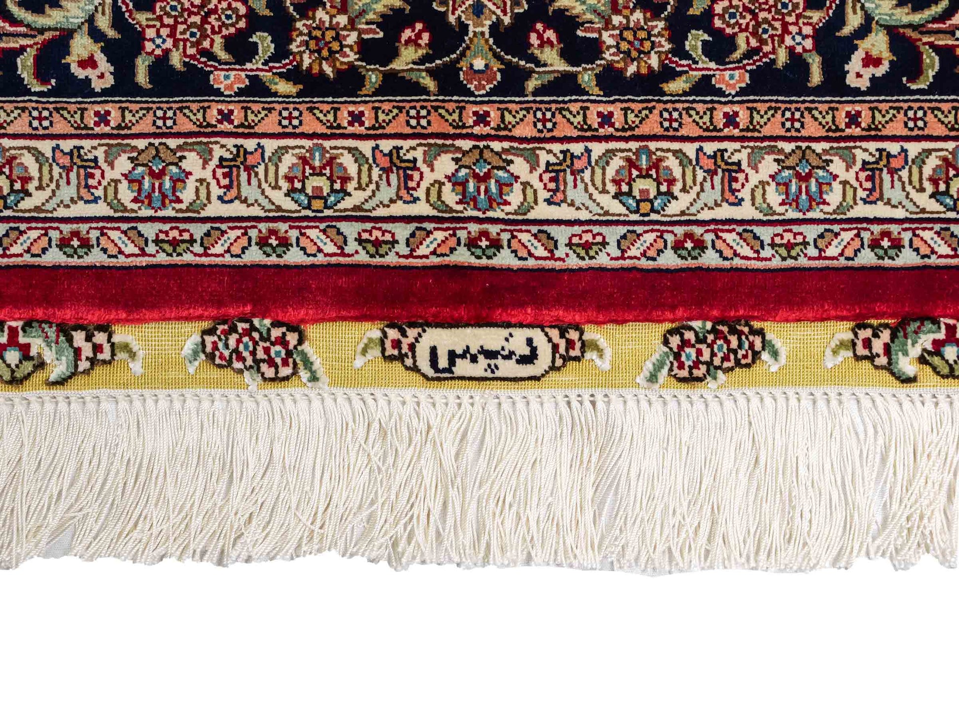 Sehr feiner, handgeknüpfter Khademi Orientteppich mit Hereke Design aus reiner Seide, rot, blau, creme. 248x155 cm. Vertrieb durch Jupiter Intl.