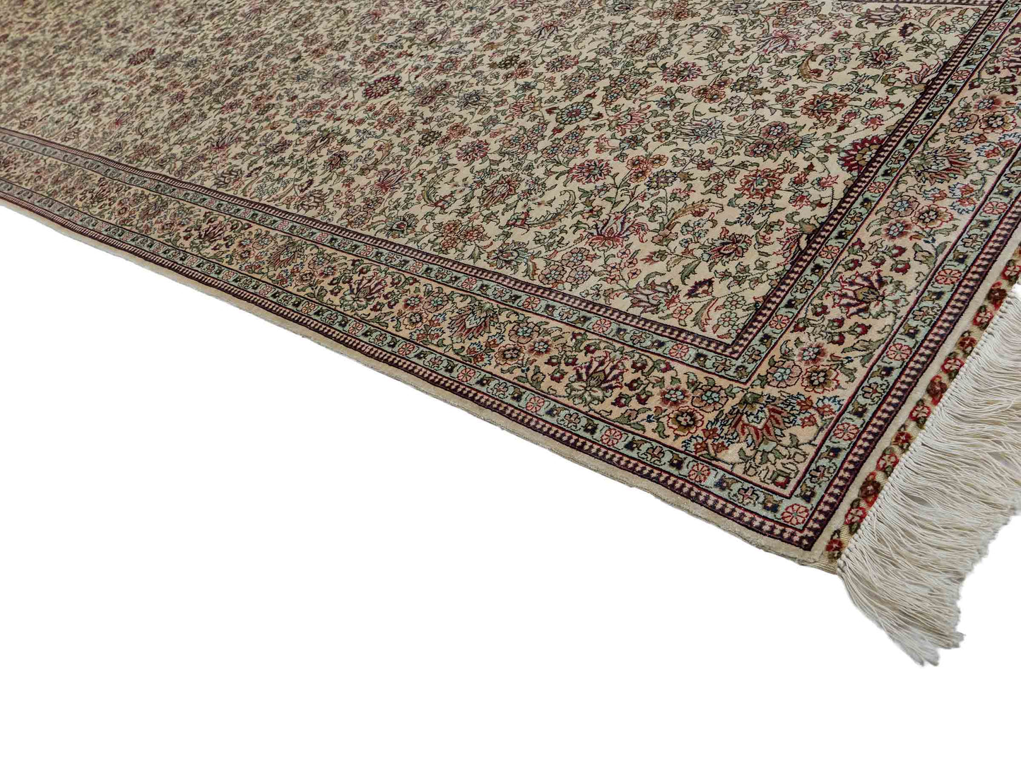 Sehr feiner, handgeknüpfter Khademi Orientteppich Läufer mit Hereke Design aus purer Seide, creme, weiß, beige. 304x76 cm. Vertrieb durch Jupiter Intl.