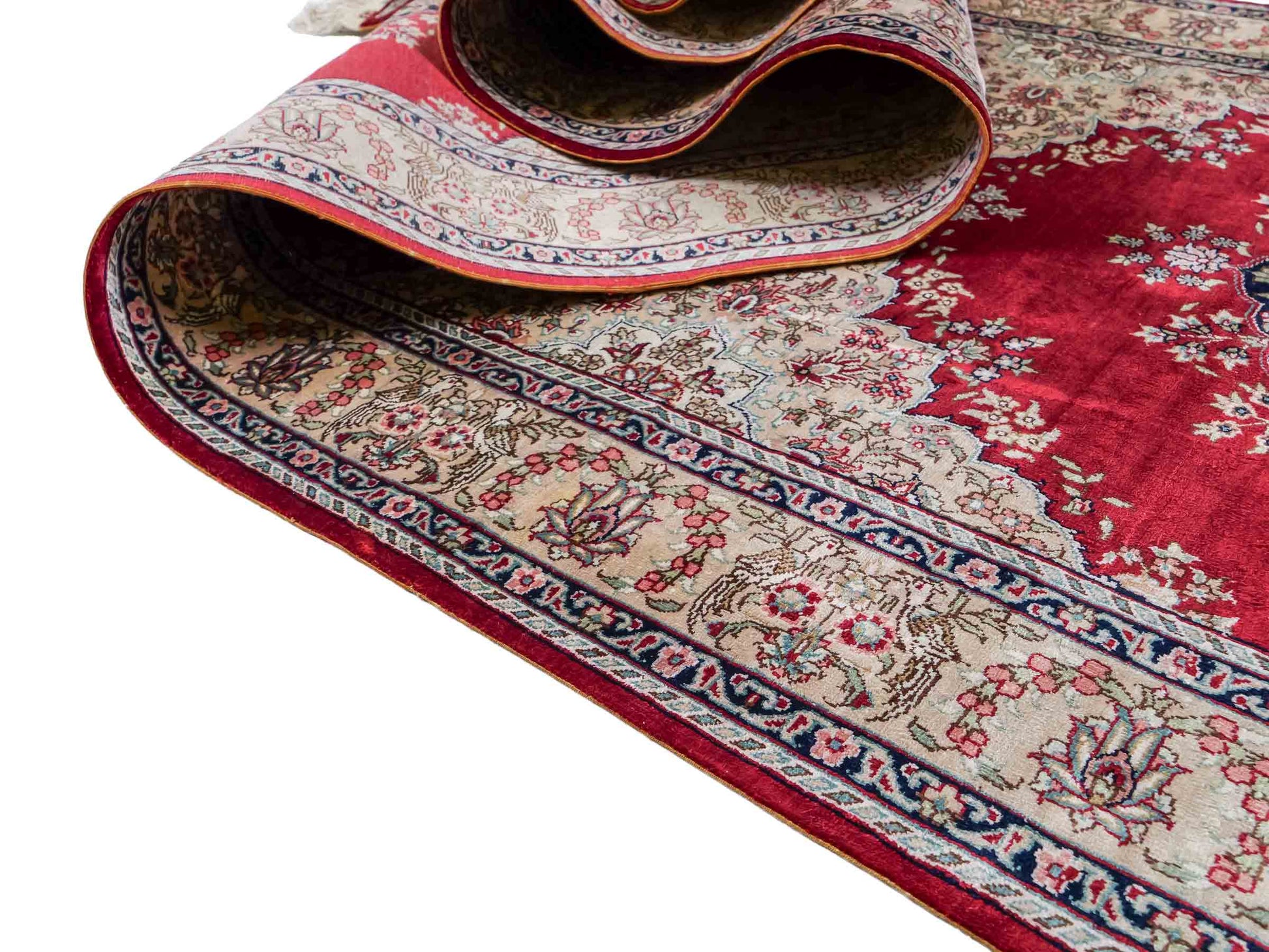 Sehr feiner, handgeknüpfter Khademi Orientteppich Läufer mit Hereke Design aus purer Seide, rot, creme. 306x79 cm. Vertrieb durch Jupiter Intl.