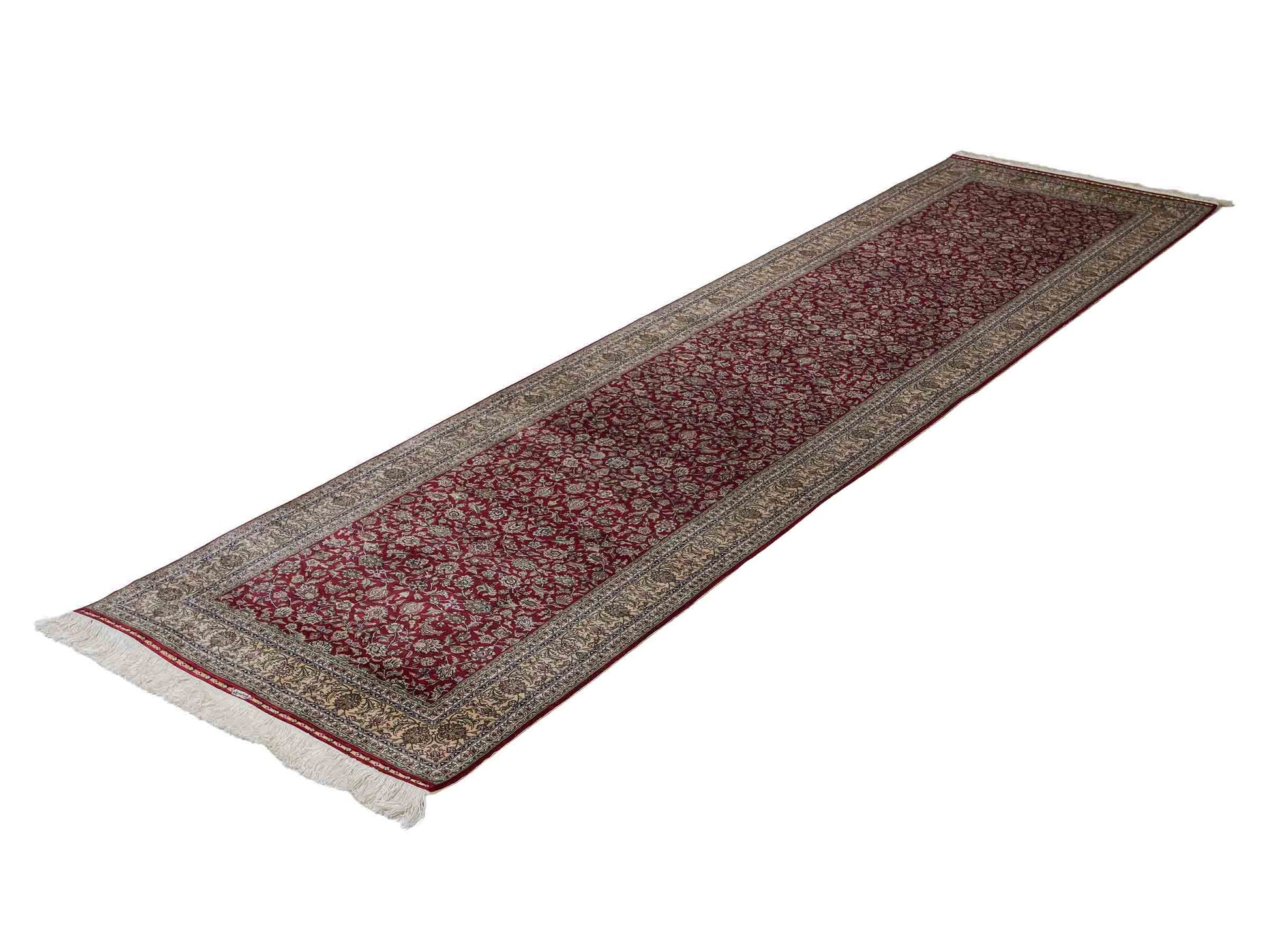 Sehr feiner, handgeknüpfter Khademi Orientteppich mit Hereke Design aus purer Seide, rot, creme, weiß. 308x79 cm. Vertrieb durch Jupiter Intl.