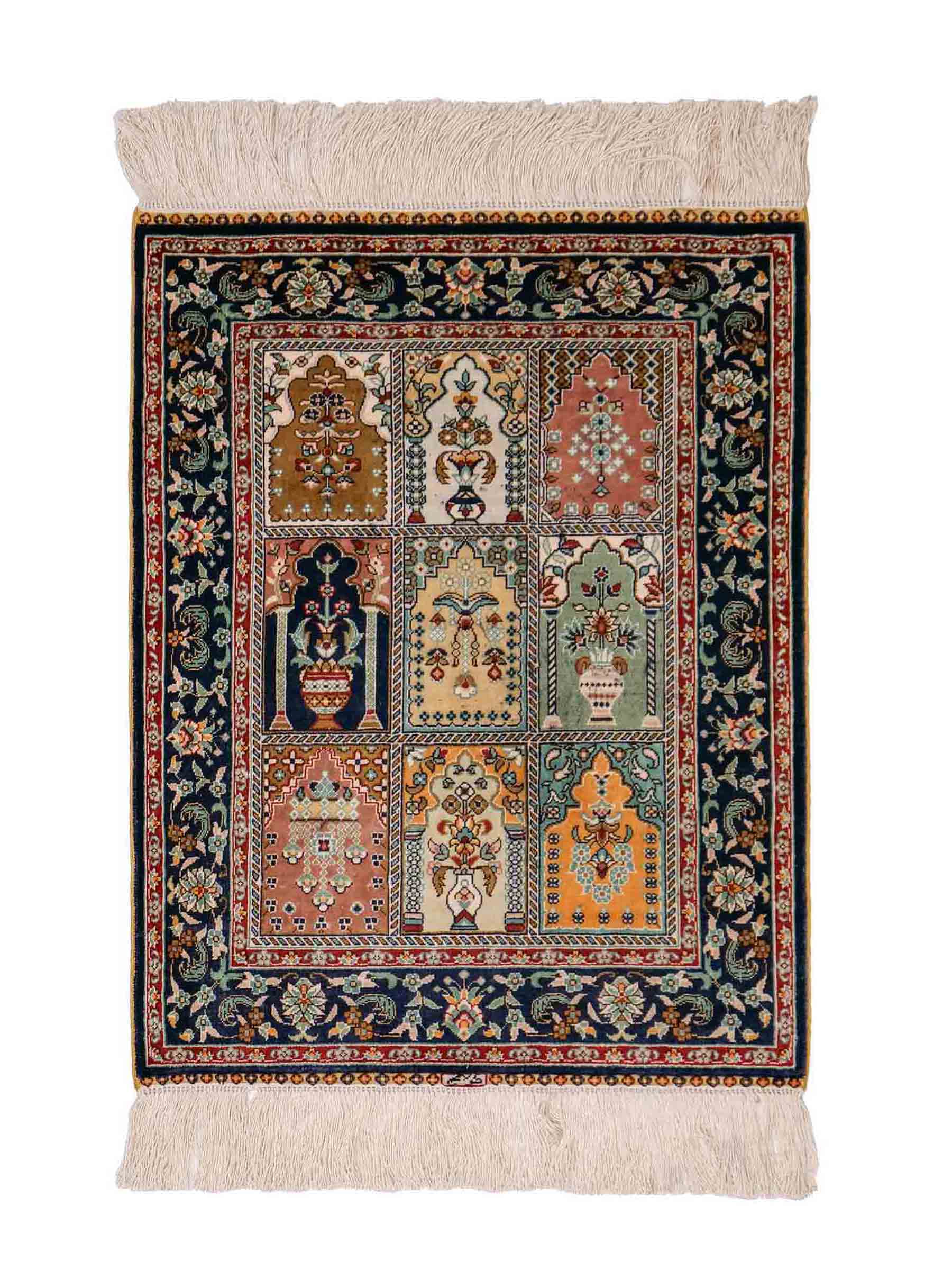 Sehr feiner, handgeknüpfter Khademi Orientteppich aus reiner Seide mit Hereke Design, blau, multicolor. 61x47 cm. Vertrieb durch Jupiter Intl.