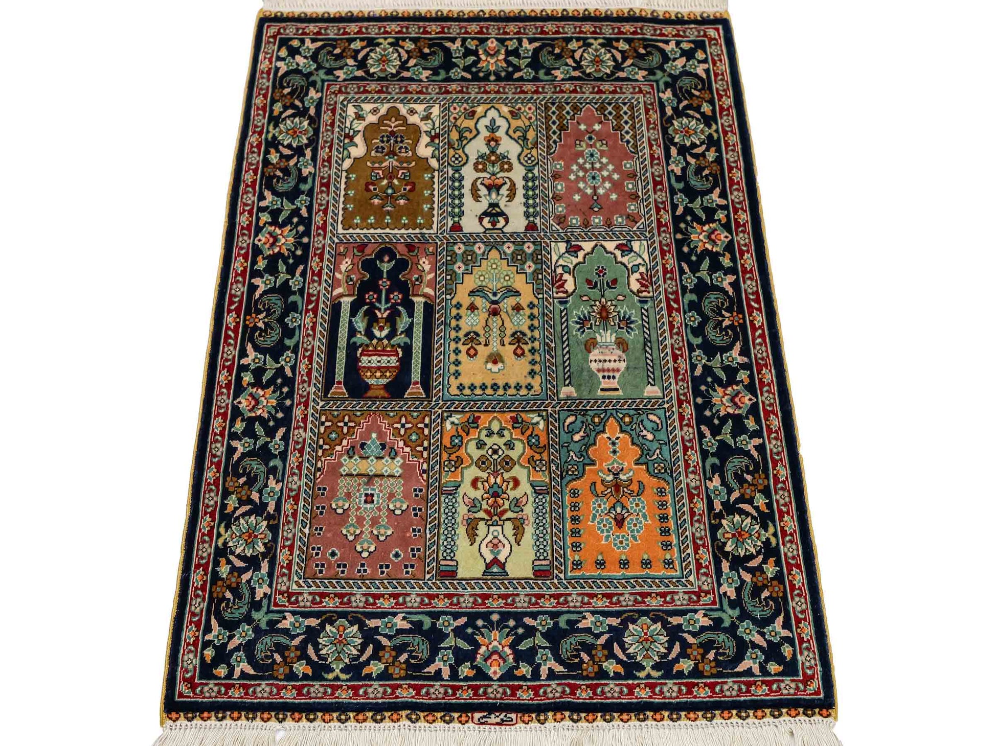 Sehr feiner, handgeknüpfter Khademi Orientteppich aus reiner Seide mit Hereke Design, blau, multicolor. 61x47 cm. Vertrieb durch Jupiter Intl.