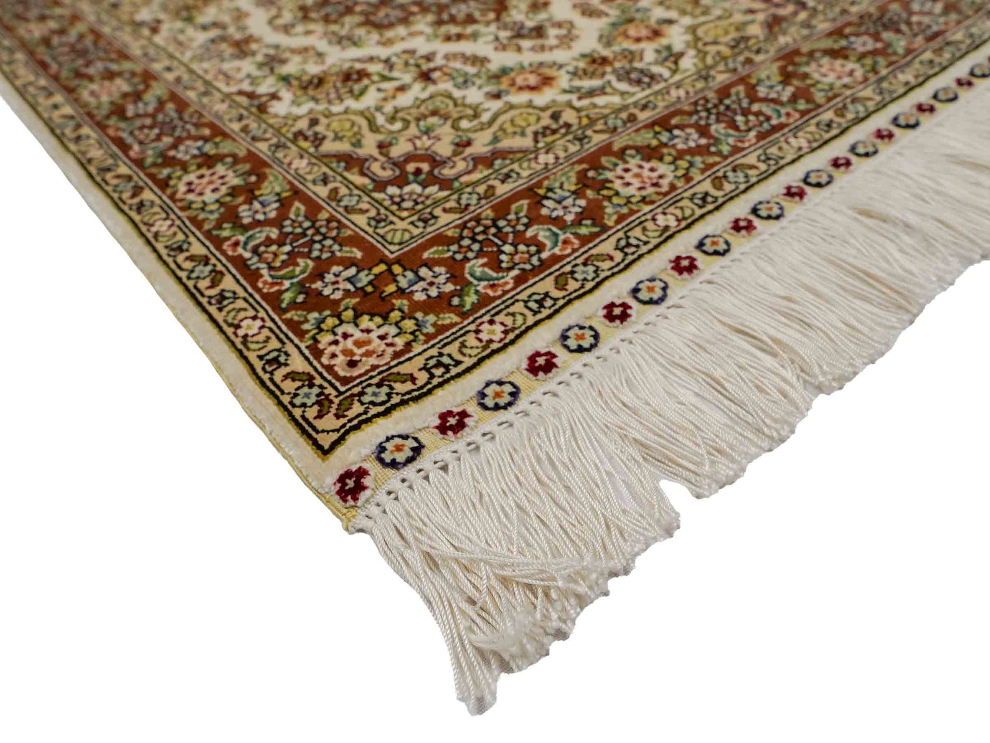 Sehr feiner, handgeknüpfter Khademi Orientteppich mit Hereke Design aus reiner Seide, creme, weiß, rosa. 62x47 cm. Vertrieb durch Jupiter Intl.