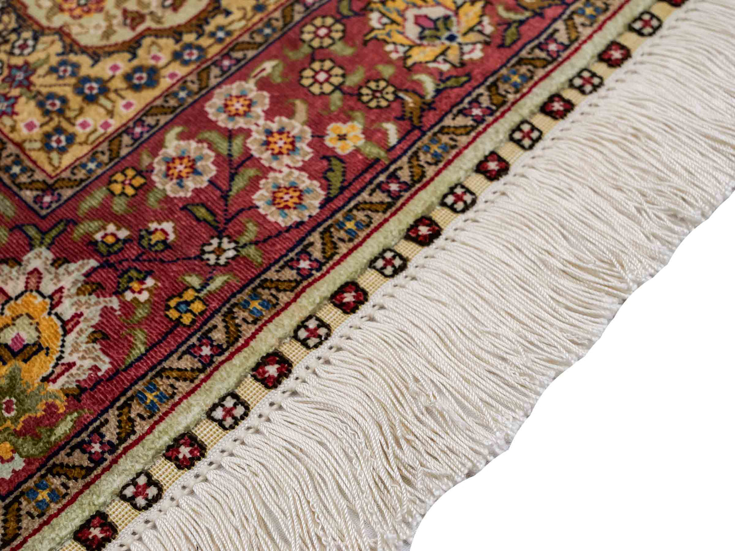 Sehr feiner, handgeknüpfter Khademi Orientteppich mit Hereke Design aus reiner Seide, creme, oliv, rosa. 62x48 cm. Vertrieb durch Jupiter Intl.