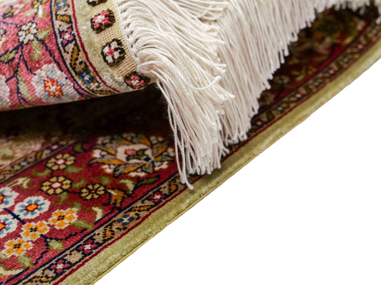 Sehr feiner, handgeknüpfter Khademi Orientteppich mit Hereke Design aus reiner Seide, creme, oliv, rosa. 62x48 cm. Vertrieb durch Jupiter Intl.