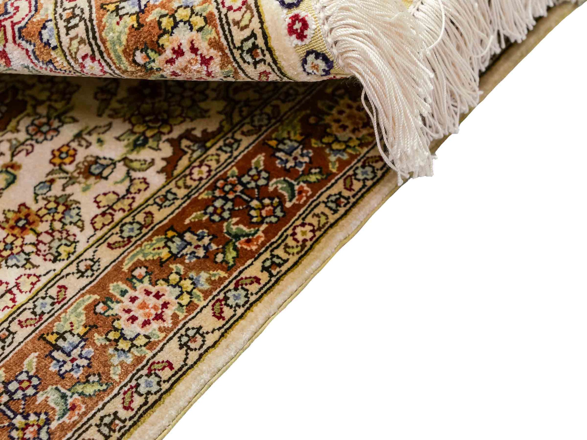 Sehr feiner, handgeknüpfter Khademi Orientteppich mit Hereke Design aus reiner Seide, creme. 64x46 cm. Vertrieb durch Jupiter Intl.