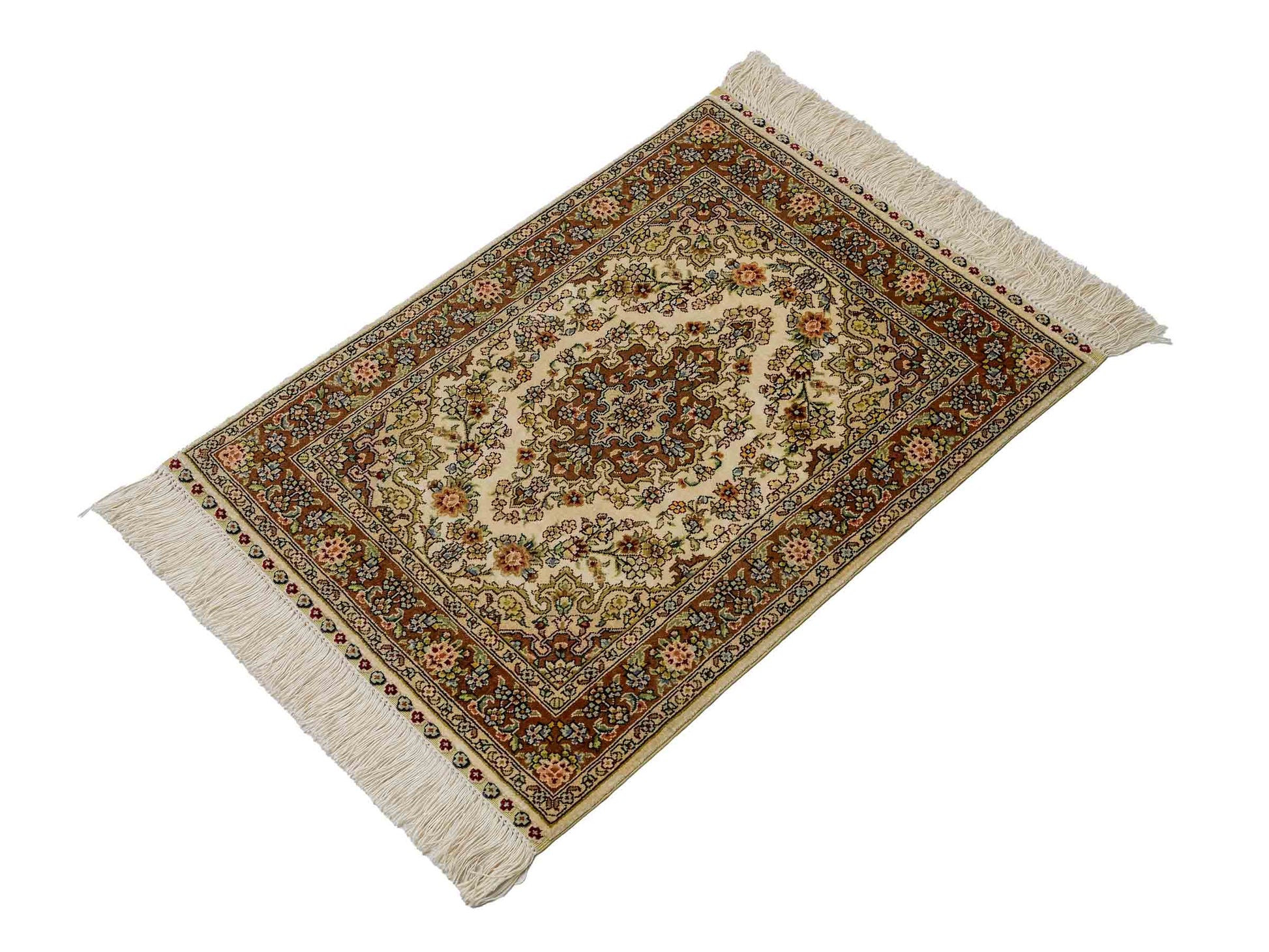 Sehr feiner, handgeknüpfter Khademi Orientteppich mit Hereke Design aus reiner Seide, creme. 64x46 cm. Vertrieb durch Jupiter Intl.