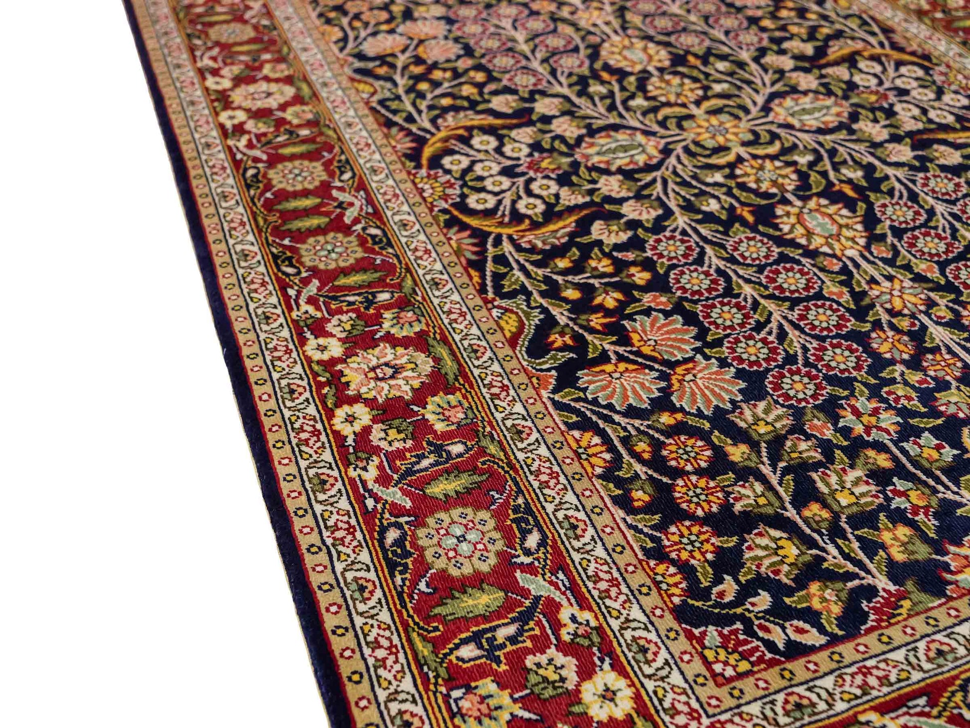 Sehr feiner, handgeknüpfter Khademi Orientteppich mit Hereke Design aus reiner Seide, blau, rot. 92x62 cm. Vertrieb durch Jupiter Intl.