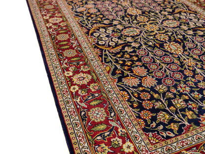 Sehr feiner, handgeknüpfter Khademi Orientteppich mit Hereke Design aus reiner Seide, blau, rot. 92x62 cm. Vertrieb durch Jupiter Intl.