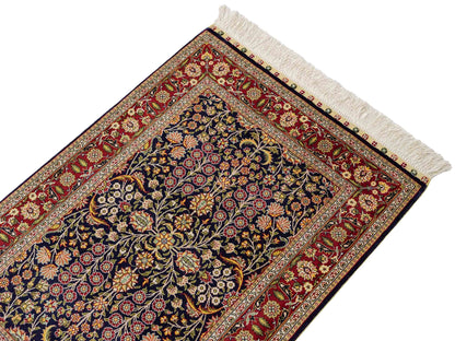 Sehr feiner, handgeknüpfter Khademi Orientteppich mit Hereke Design aus reiner Seide, blau, rot. 92x62 cm. Vertrieb durch Jupiter Intl.