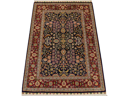 Sehr feiner, handgeknüpfter Khademi Orientteppich mit Hereke Design aus reiner Seide, blau, rot. 92x62 cm. Vertrieb durch Jupiter Intl.