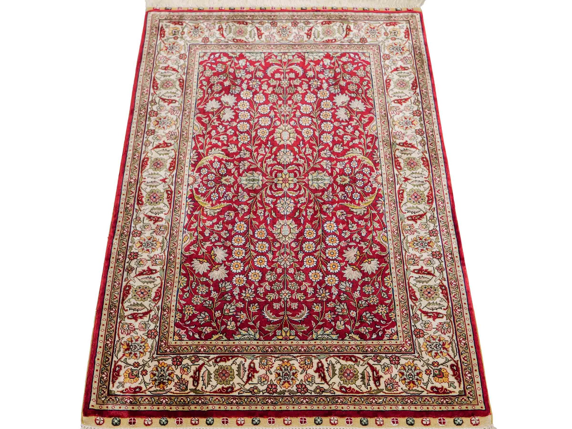 Sehr feiner, handgeknüpfter Khademi Orientteppich mit Hereke Design aus reiner Seide, rot, creme. 92x62 cm. Vertrieb durch Jupiter Intl.