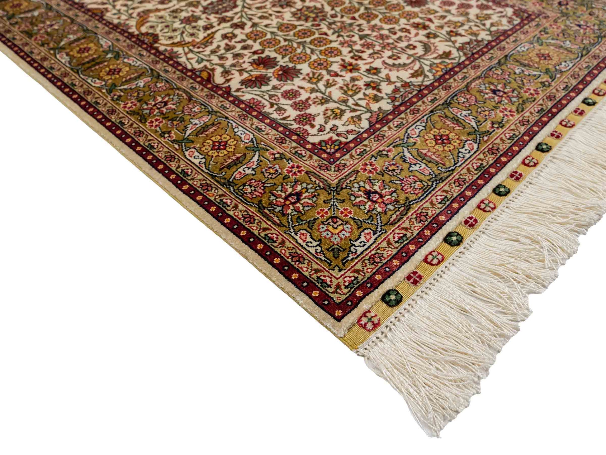 Sehr feiner, handgeknüpfter Khademi Orientteppich mit Hereke Design aus reiner Seide, creme, beige, weiß. Vertrieb durch Jupiter Intl.