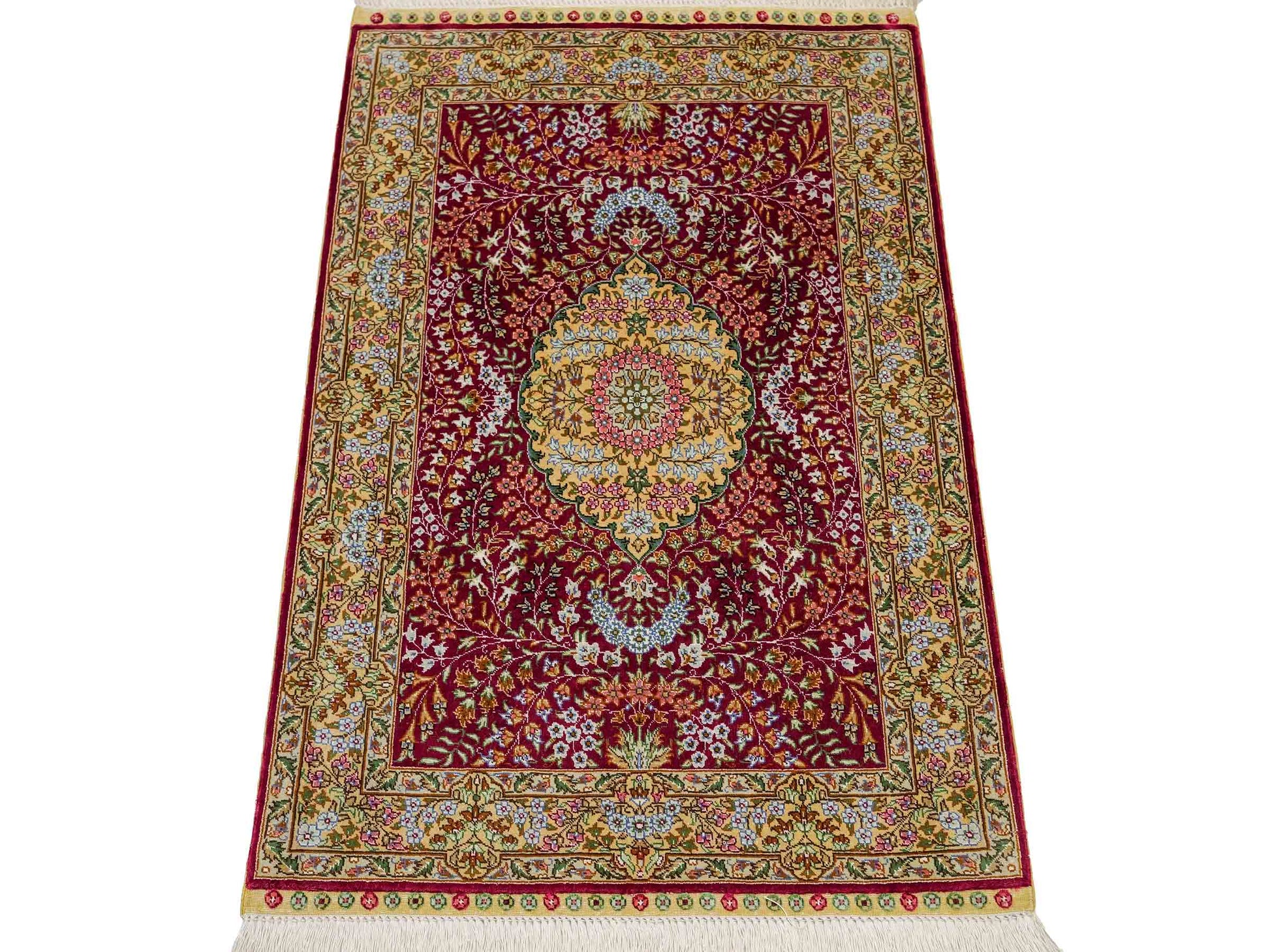 Sehr feiner, handgeknüpfter Khademi Orientteppich mit Hereke Design aus reiner Seide, rot, creme. 93x63 cm. Vertrieb durch Jupiter Intl.