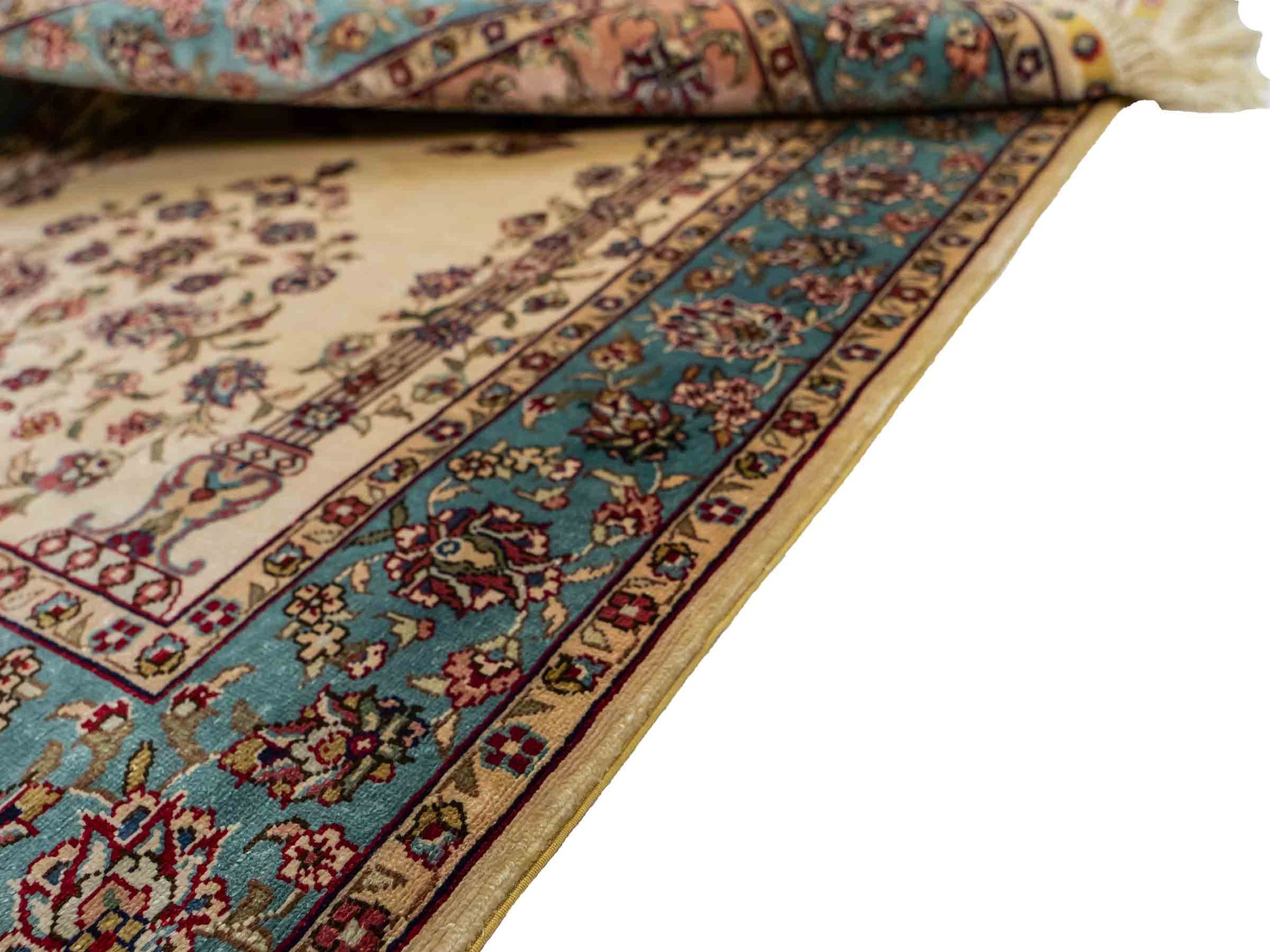 Sehr feiner, handgeknüpfter Khademi Orientteppich mit Hereke Design aus reiner Seide, creme, weiß, blau. 93x63 cm. Vertrieb durch Jupiter Intl.