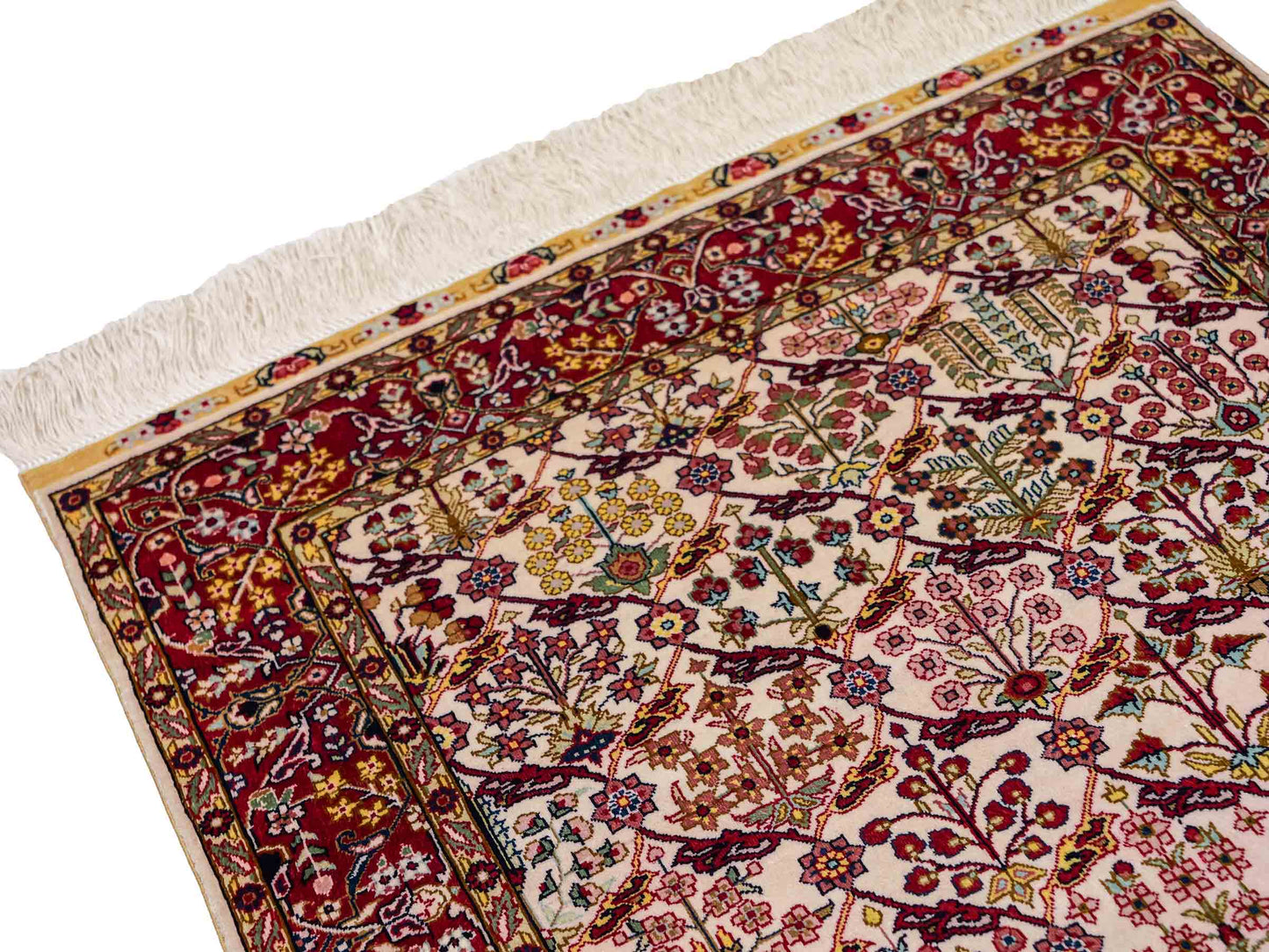 Sehr feiner, handgeknüpfter Khademi Orientteppich mit Hereke Design aus reiner Seide, creme, weiß, rot. 93x63 cm. Vertrieb durch Jupiter Intl.