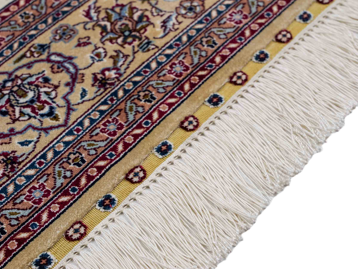 Sehr feiner, handgeknüpfter Khademi Nain Orientteppich aus Seide, weiß, creme. 153x95 cm. Vertrieb durch Jupiter Intl.