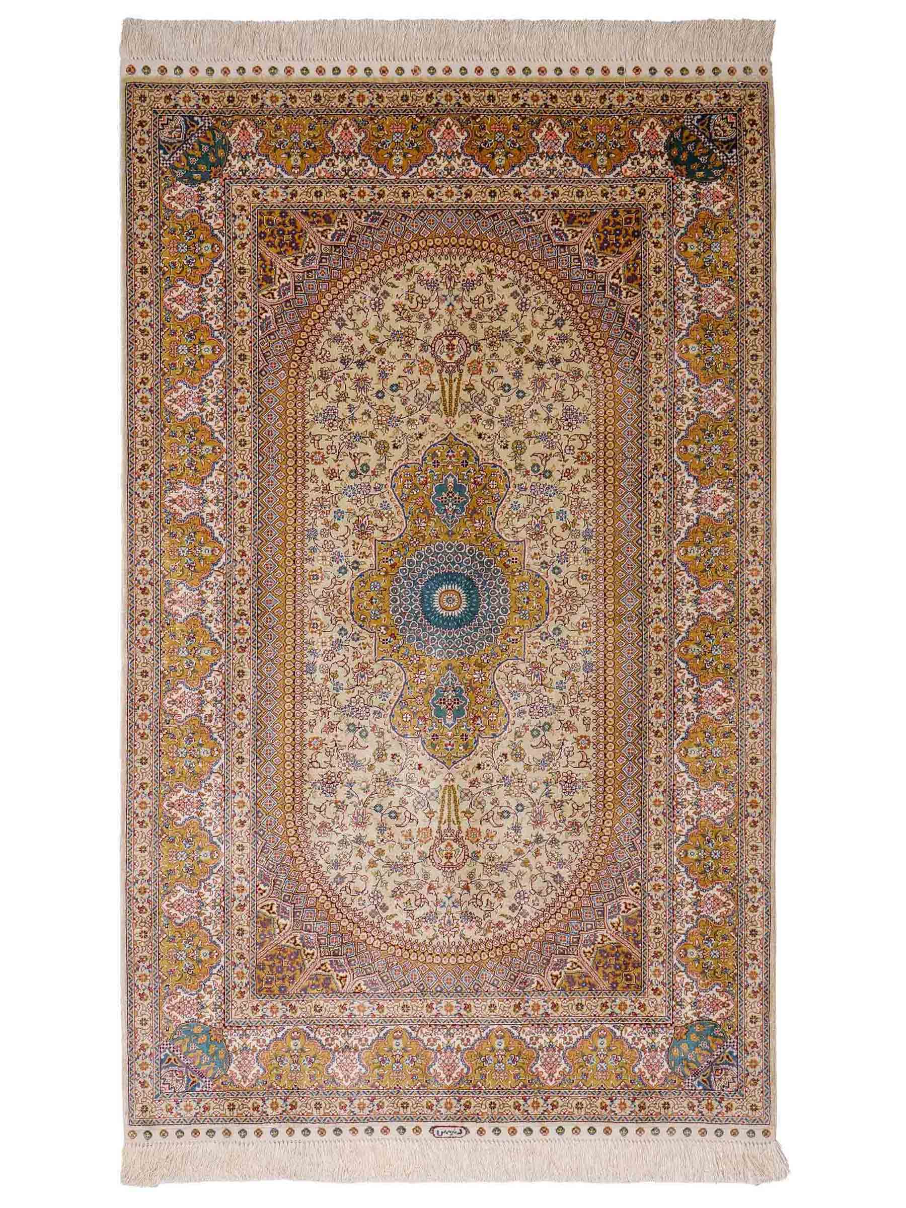 Sehr feiner, handgeknüpfter Khademi Orientteppich mit Nain Design aus Seide, gold, creme, blau. 154x95 cm. Vertrieb durch Jupiter Intl.