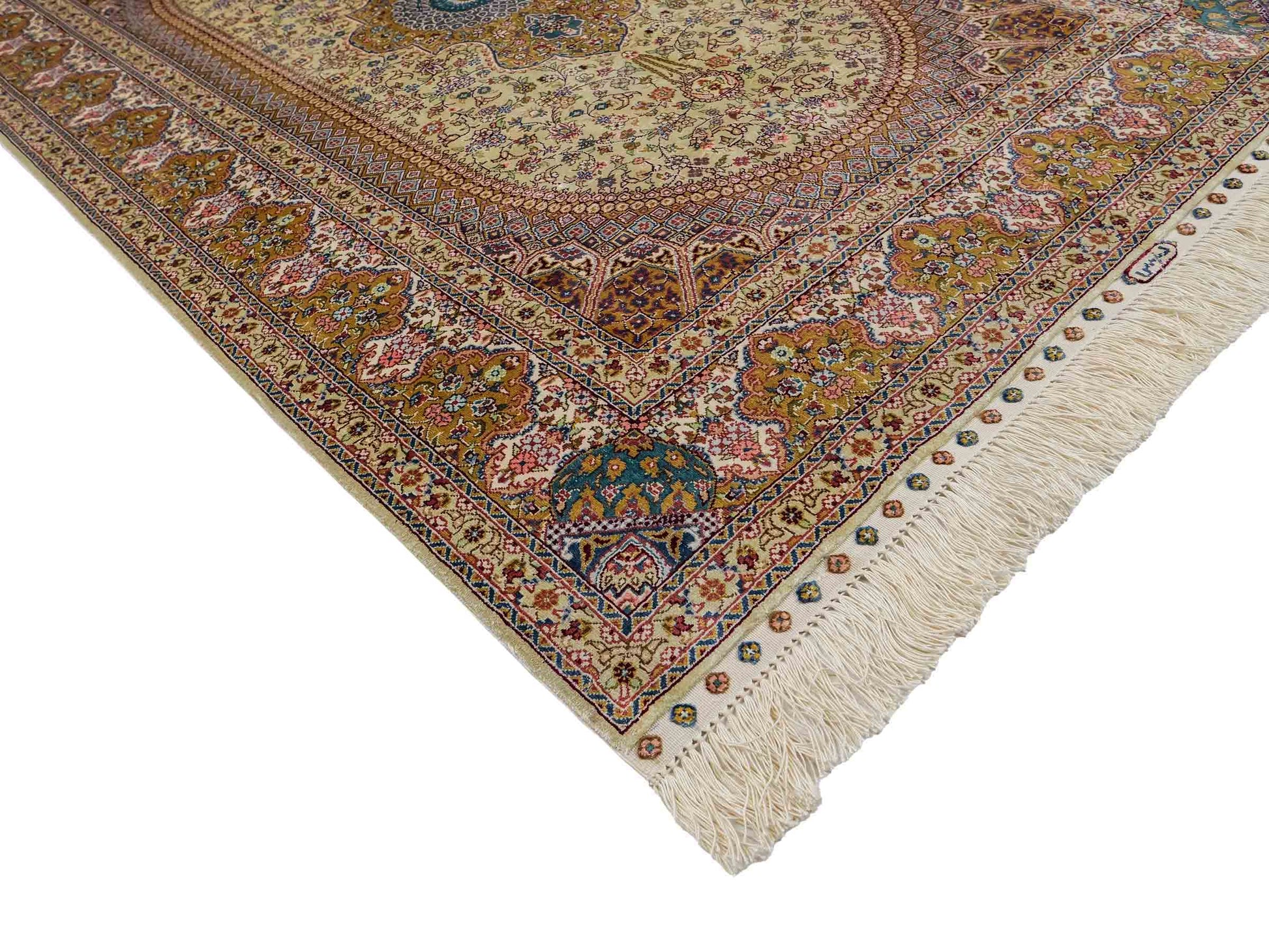 Sehr feiner, handgeknüpfter Khademi Orientteppich mit Nain Design aus Seide, gold, creme, blau. 154x95 cm. Vertrieb durch Jupiter Intl.