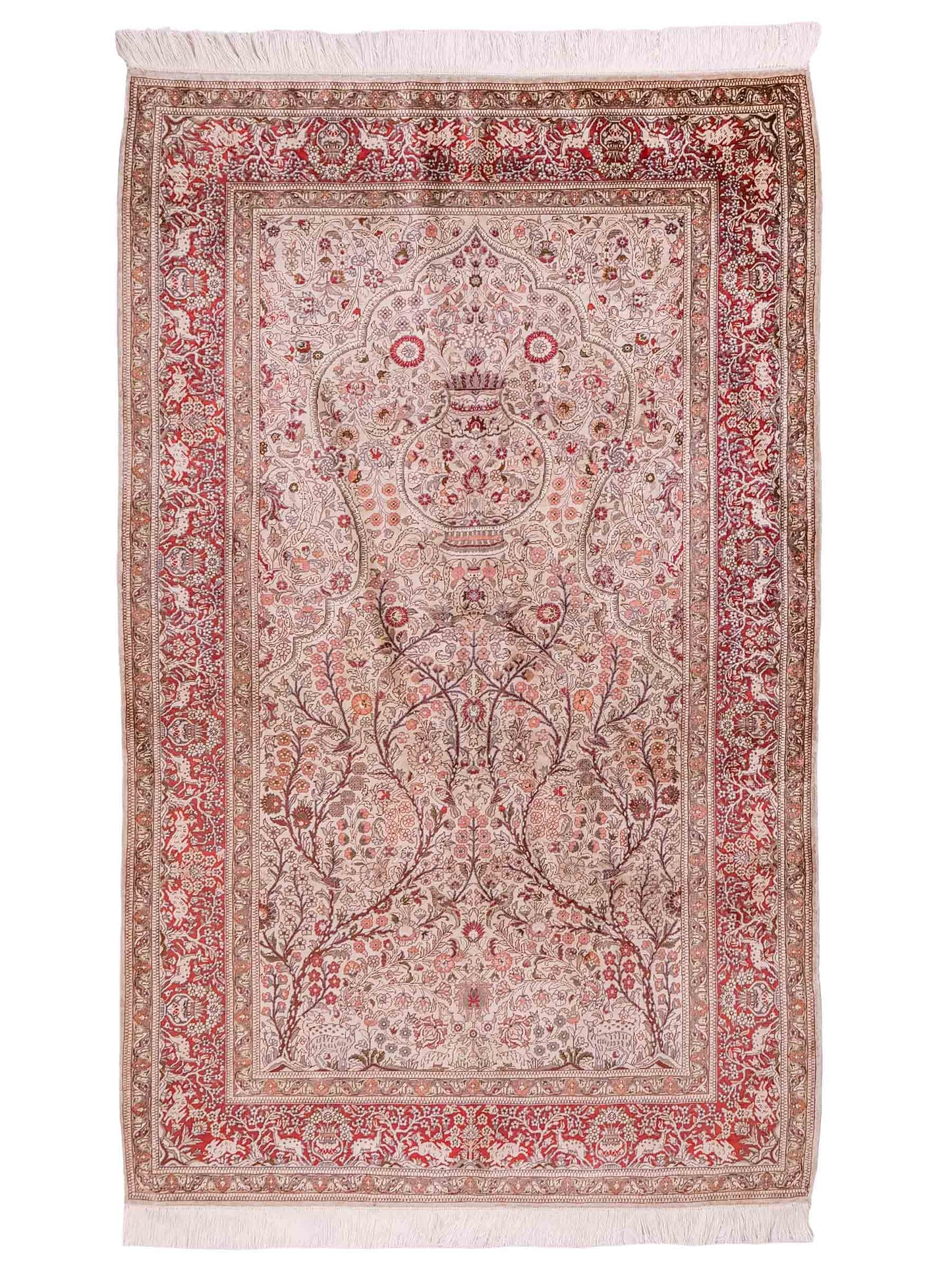 Handgeknüpfter Sino Hereke Seidenteppich von Khademi aus Seide, cremeweiß, rot. Chinesischer Teppich, durchgemustert. Orientteppich, von Hand geknüpft in China. Größe: 154 cm x 98 cm. Teppichnummer: DB3-1002. Verkauf durch Jupiter Intl.