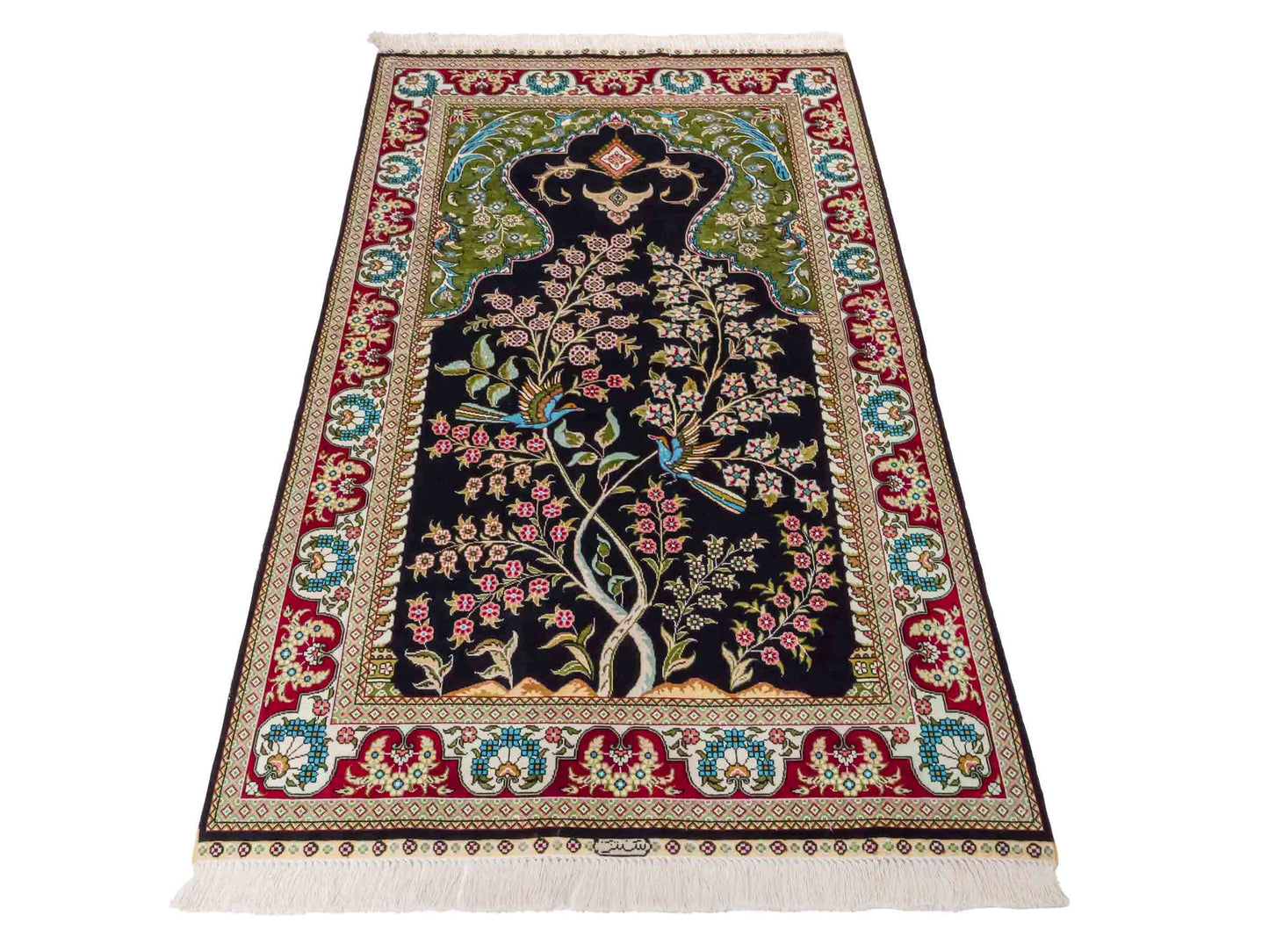 Handgeknüpfter Sino Hereke Seidenteppich von Khademi aus reiner Seide, schwarz-rot Feiner, chinesischer Teppich mit Lebensbaum, signiert. Orientteppich, geknüpft in China. Größe: 160 x 95 cm. Teppichnummer: SB3-1090 | Jupiter Intl