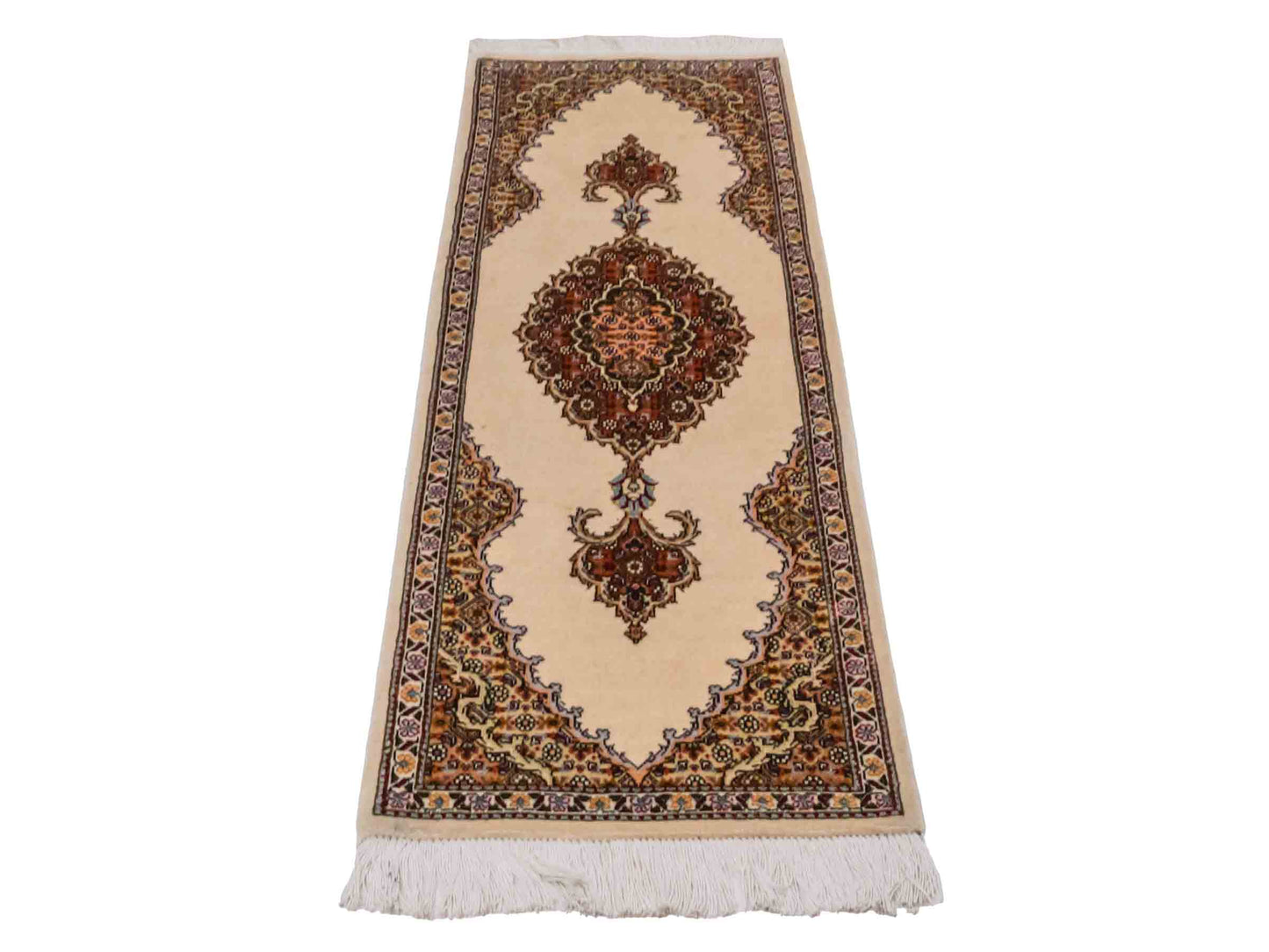 Handgeknüpfter Täbriz 40 Raj Läufer-Perserteppich von Khademi aus Wolle, cremeweiß-beige. Persischer Orientteppich. Von Hand geknüpft in Iran. Größe: 120 cm x 40 cm. Teppichnummer: SB3-1026. Verkauf durch Jupiter Intl.
