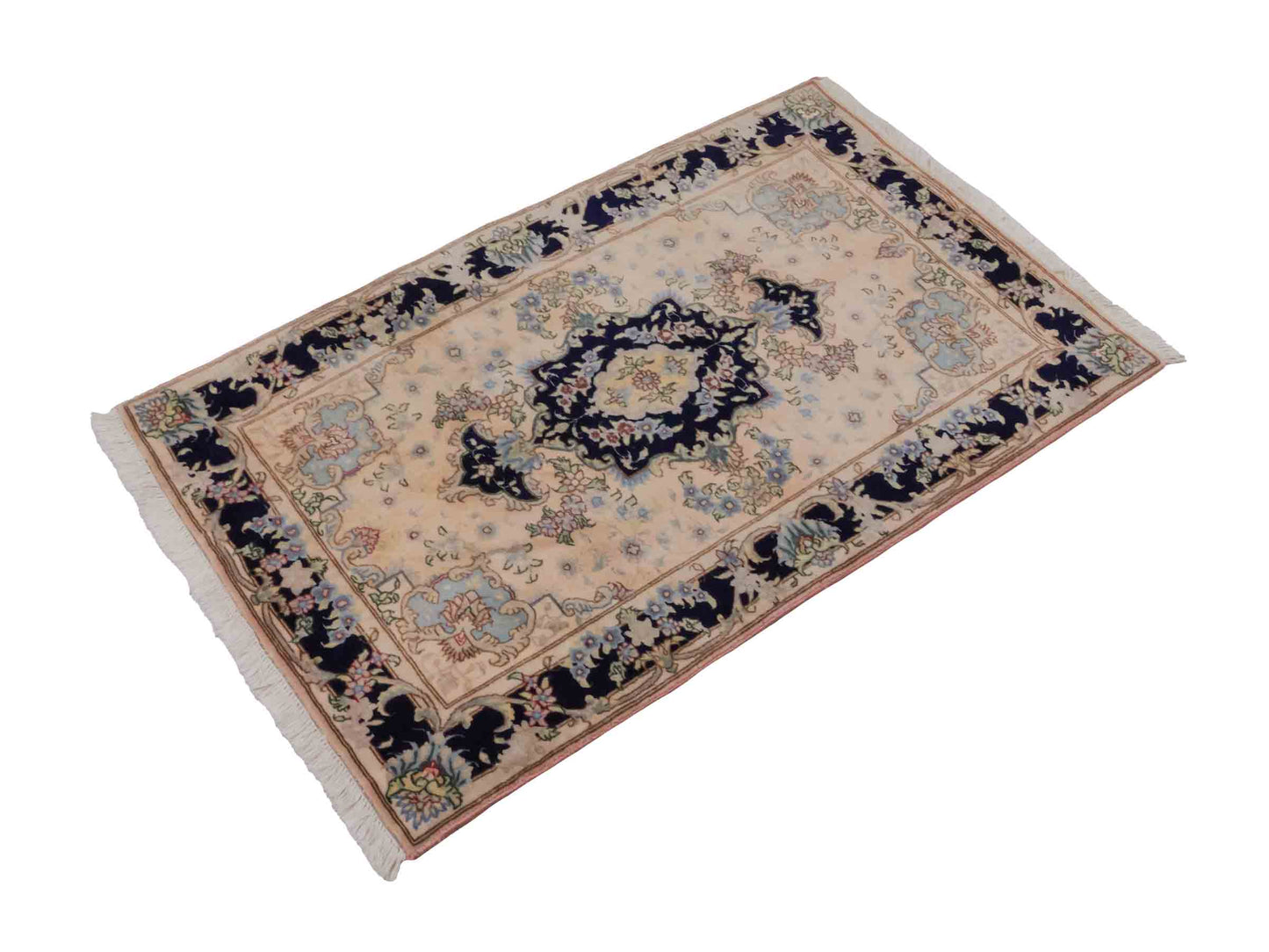 Handgeknüpfter Vintage Täbriz 40 Raj Perserteppich von Khademi aus Wolle mit Seide, lachs-navy. Persischer Orientteppich. Von Hand geknüpft in Iran. Größe: 120 cm x 76 cm. Teppichnummer: SB3-1027. Verkauf durch Jupiter Intl.