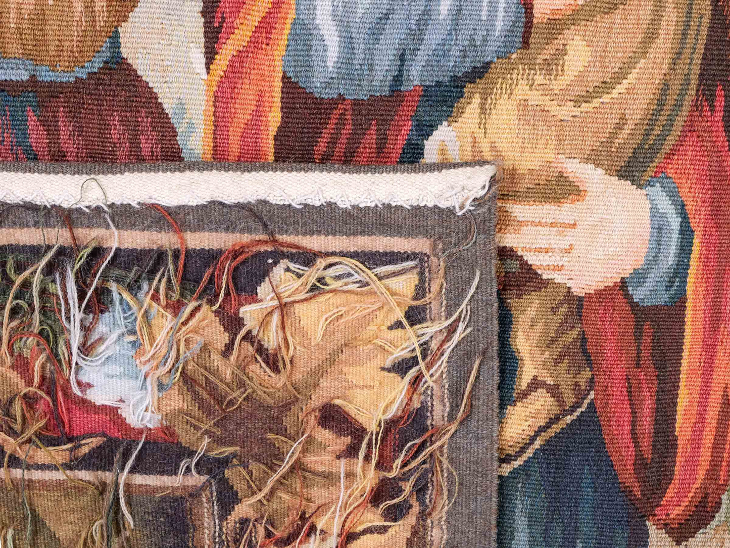 Handgefertigter, chinesischer Gobelin Wandteppich von Teppich aus Wolle, multicolor. 168x136 cm. Verkauf durch Jupiter Intl.