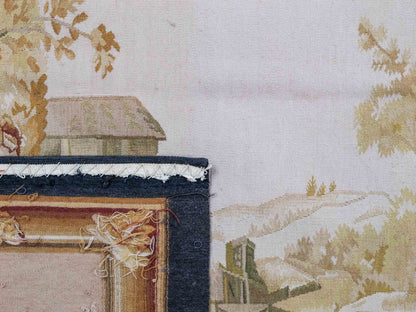 Handgefertigter, chinesischer Gobelin Wandteppich aus Wolle, multicolor. 239x190 cm. Verkauf durch Jupiter Intl.