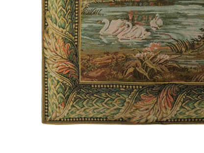 Handgefertigter, chinesischer Gobelin Wandteppich von Khademi aus Wolle, multicolor. 91x77 cm. Verkauf durch Jupiter Intl.