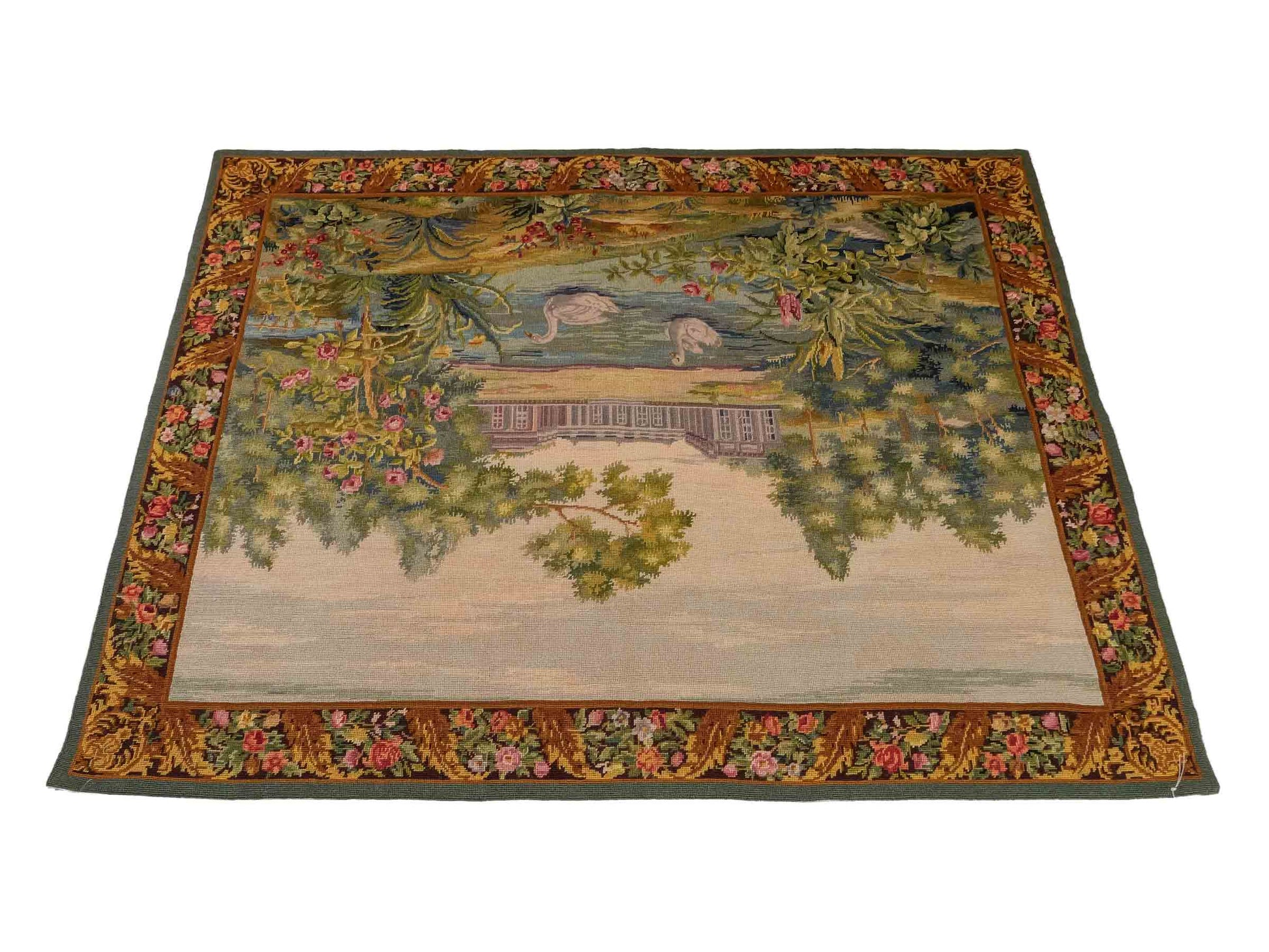 Handgefertigter, chinesischer Gobelin Wandteppich von Khademi aus Wolle, multicolor. 145x113 cm. Verkauf durch Jupiter Intl.