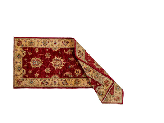 Handgeknüpfter Ziegler Farahan Läufer-Orientteppich von Khademi aus Wolle, rot, gold, beige. Klassisches Allover-Design. Traditionell von Hand geknüpft in Afghanistan. Größe: 153 cm x 60 cm. Teppichnummer: RB3-1048. Verkauf durch Jupiter Intl.