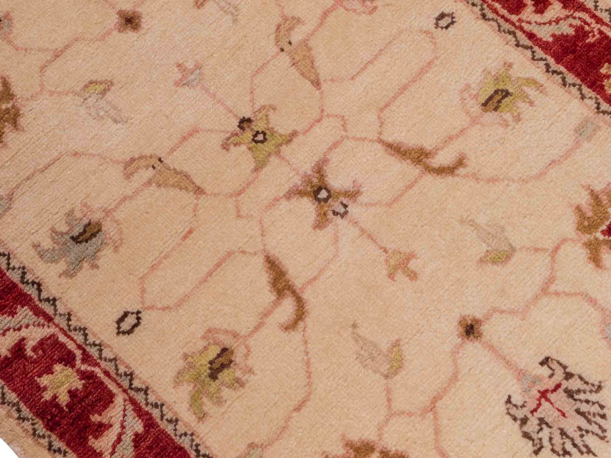 Handgeknüpfter Ziegler Farahan Läufer-Orientteppich von Khademi aus Wolle, beige, gold, rot. Klassisches Allover-Design. Traditionell von Hand geknüpft in Afghanistan. Größe: 285 cm x 77 cm. Teppichnummer: SB3-1168 | Jupiter Intl.