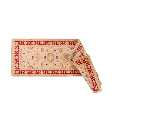 Handgeknüpfter Ziegler Farahan Läufer-Orientteppich von Khademi aus Wolle, beige, gold, rot. Klassisches Allover-Design. Traditionell von Hand geknüpft in Afghanistan. Größe: 302 cm x 81 cm. Teppichnummer: SB3-1167 | Jupiter Intl.