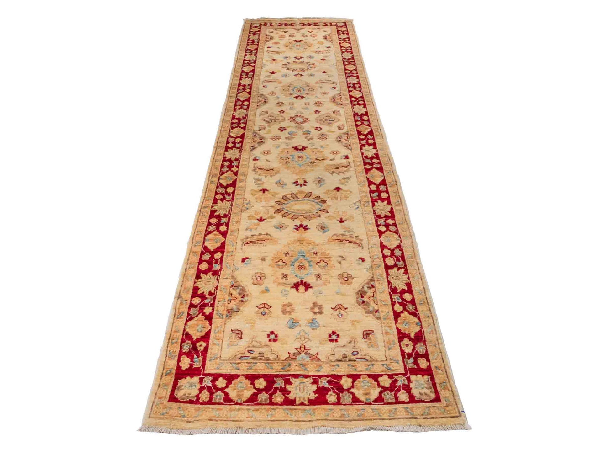 Handgeknüpfter Ziegler Farahan Läufer-Orientteppich von Khademi aus Wolle, beige, gold, rot. Klassisches Allover-Design. Traditionell von Hand geknüpft in Afghanistan. Größe: 302 cm x 81 cm. Teppichnummer: SB3-1167 | Jupiter Intl.